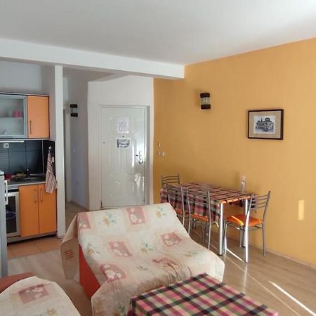 Apartments Vela - Pestani, Ohrid Buitenkant foto