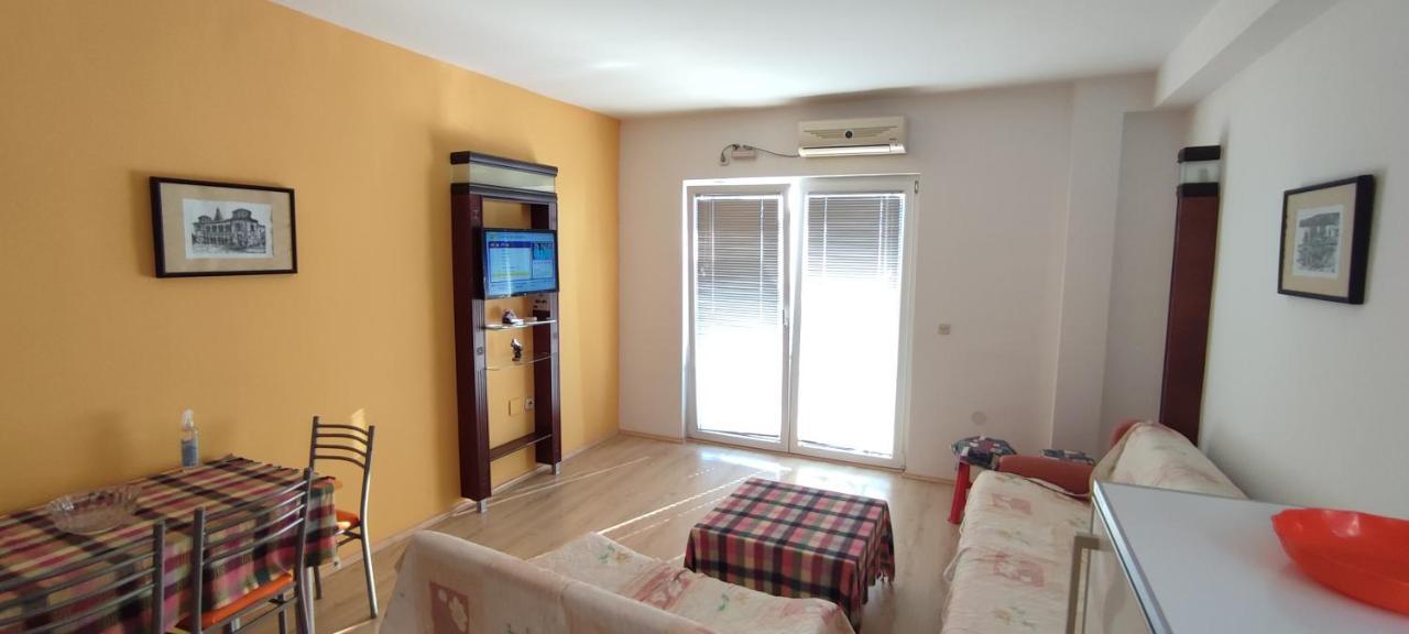 Apartments Vela - Pestani, Ohrid Buitenkant foto