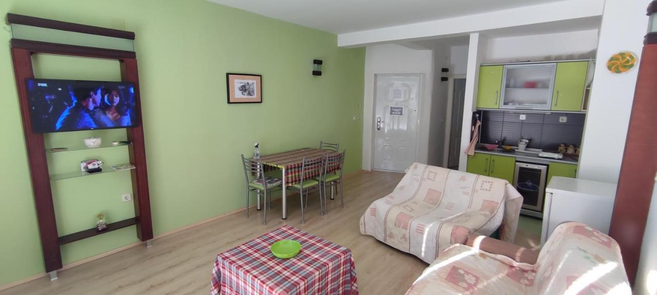 Apartments Vela - Pestani, Ohrid Buitenkant foto