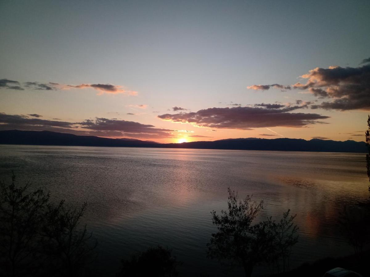 Apartments Vela - Pestani, Ohrid Buitenkant foto